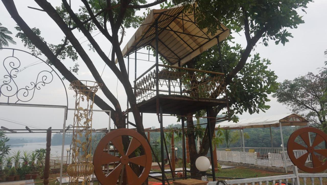 Sona Villa, The Lake Chalet Kudal  Exterior photo