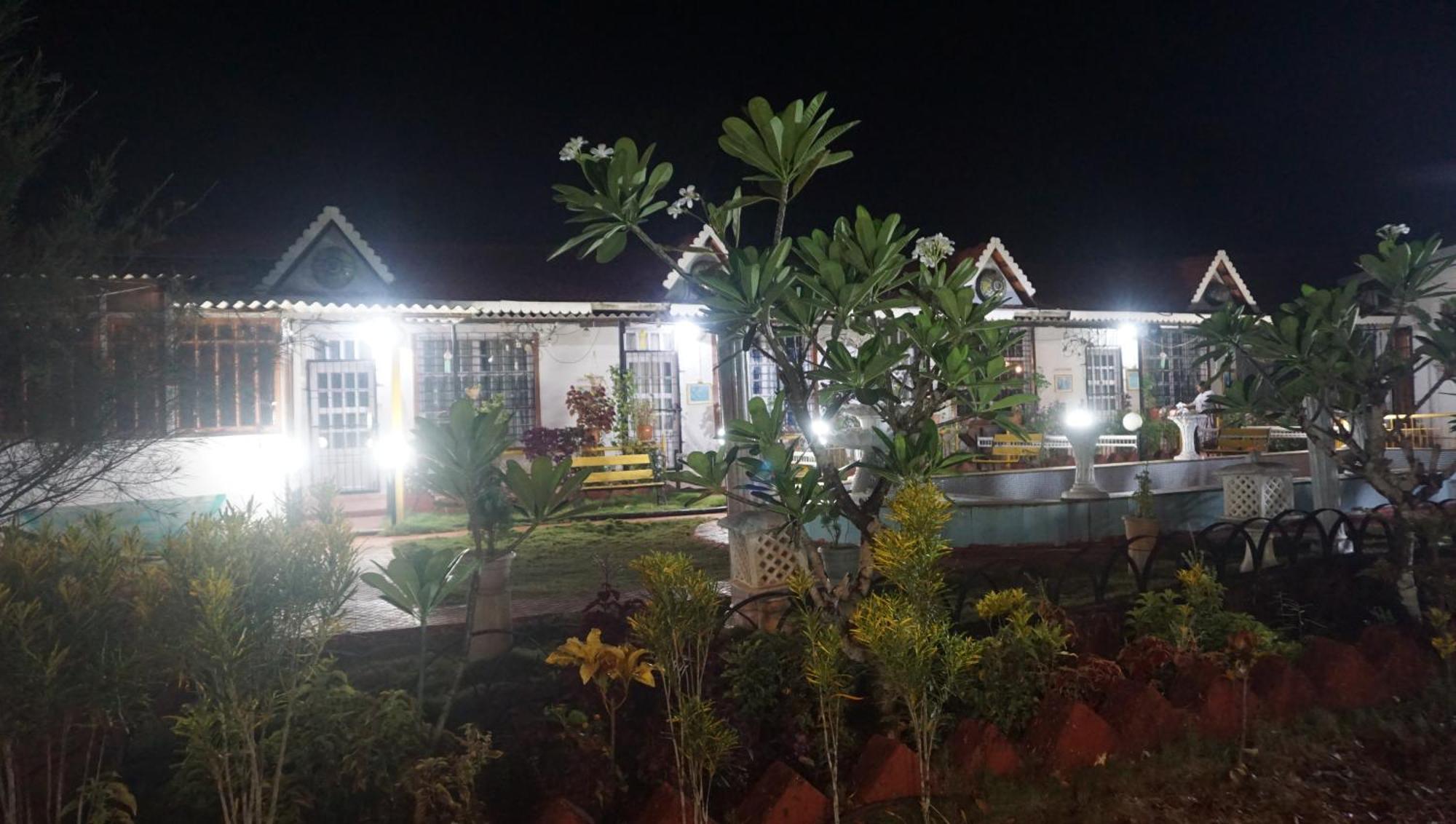 Sona Villa, The Lake Chalet Kudal  Exterior photo